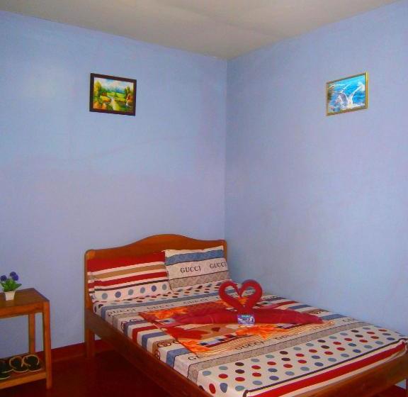 Отель Marie Ville Bed & Breakfast