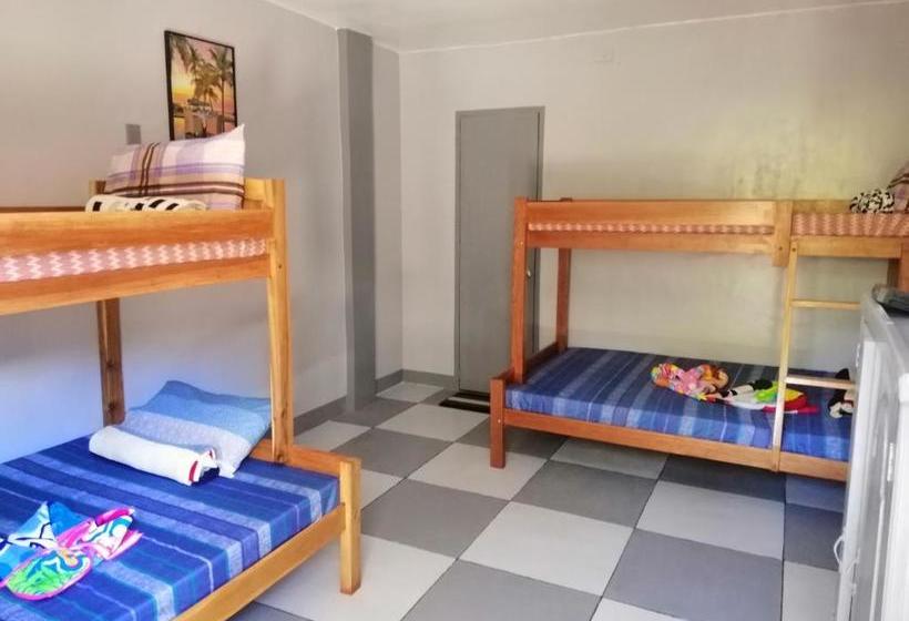 Отель Marie Ville Bed & Breakfast