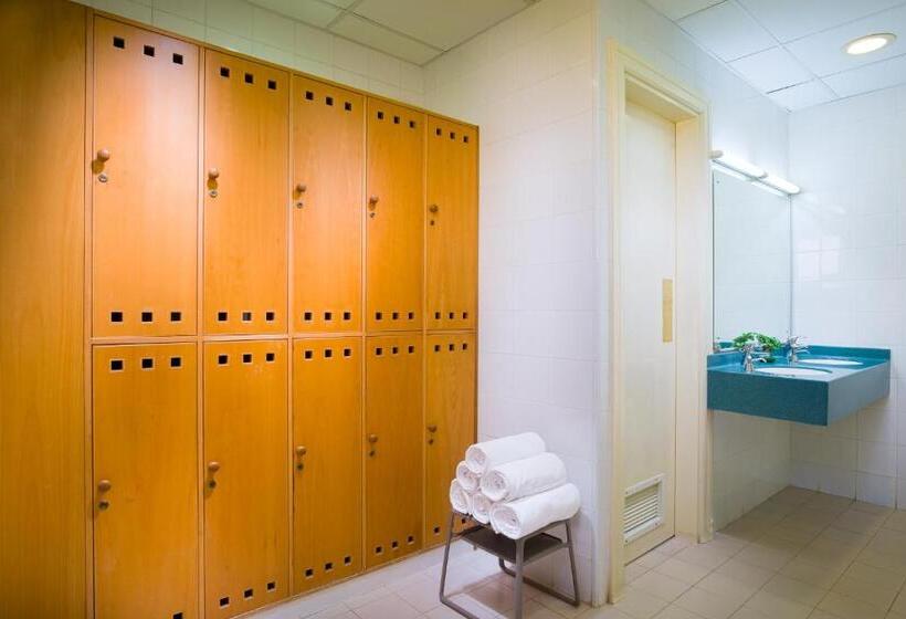 هتل Masira Island Resort