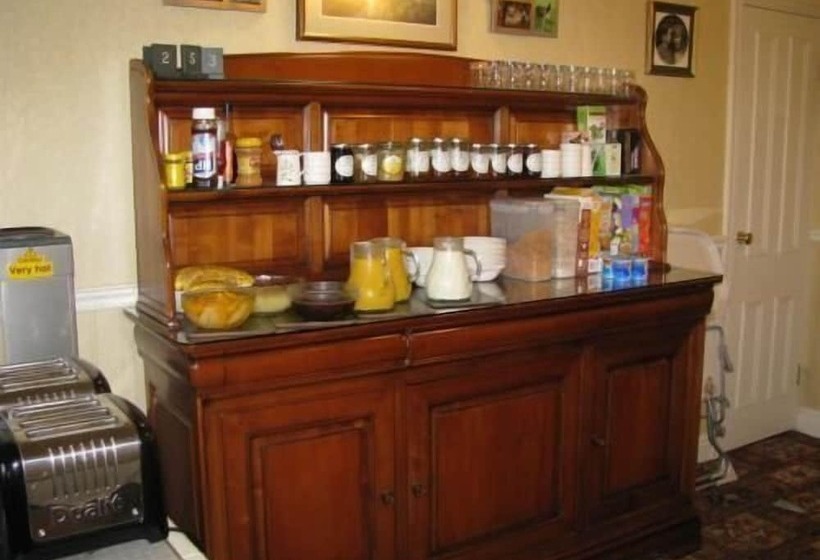 호텔 Meadowcroft Guest House