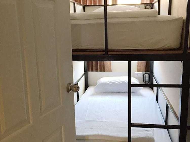 Отель Nine Hostel