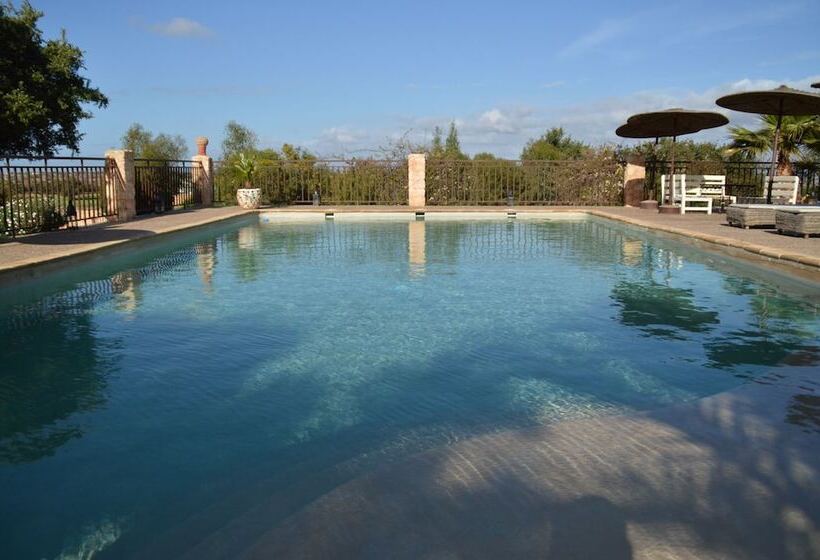 هتل Parfums D'étoiles