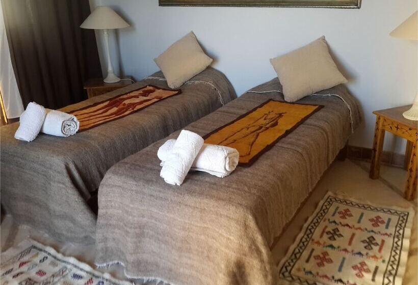 هتل Parfums D'étoiles