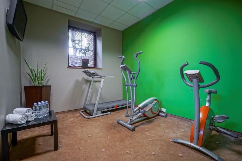 فندق Rezydencja Sienkiewiczówka