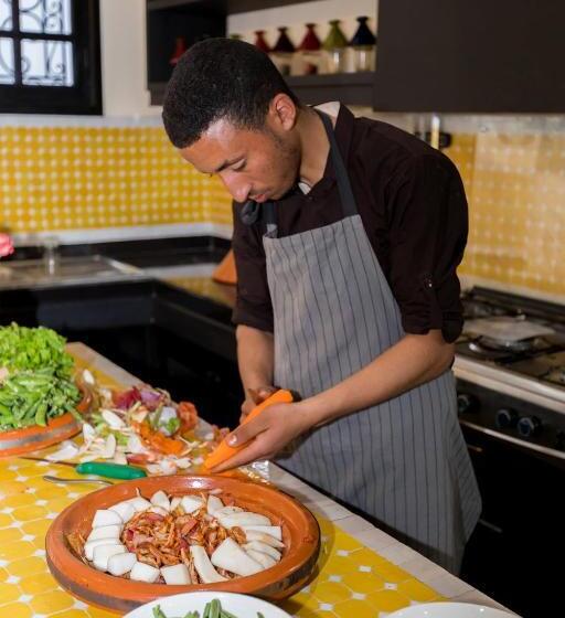 בית מלון כפרי Riad Dar Awil