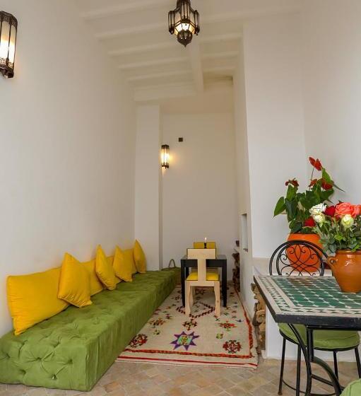 בית מלון כפרי Riad Dar Awil