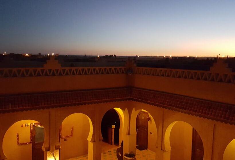 酒店 Riad Dar Ouzine