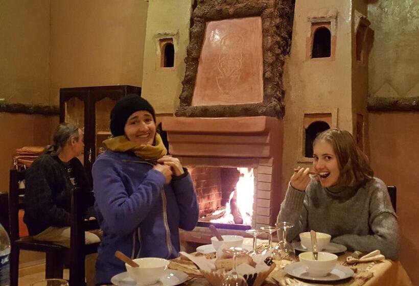 酒店 Riad Dar Ouzine