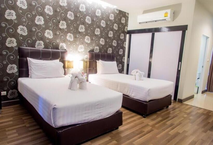 فندق Romyen Garden Place