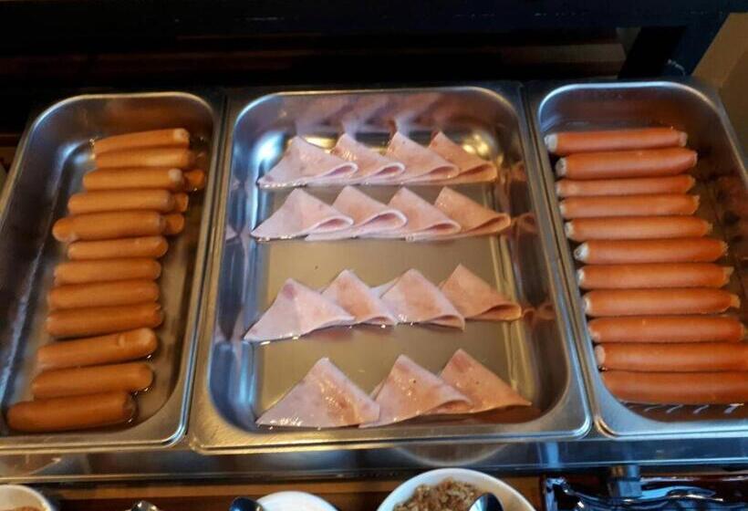 فندق Romyen Garden Place