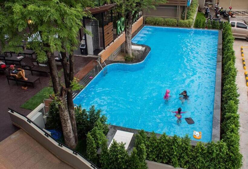 فندق Romyen Garden Place