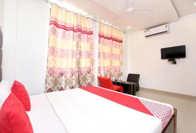 فندق Fab Royal Plaza Zirakpur