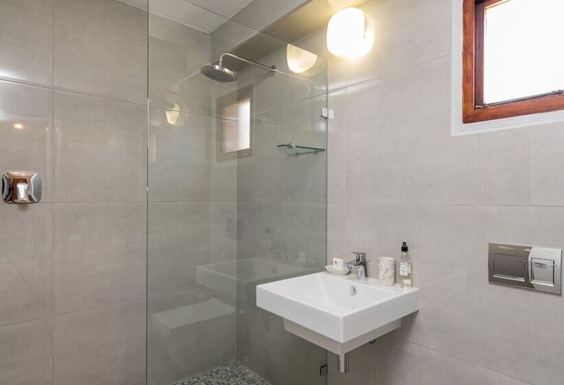 San Lameer Resort Hotel & Spa