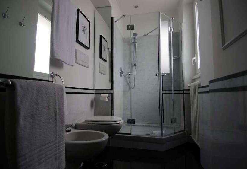 هتل Suite Fontana Di Trevi