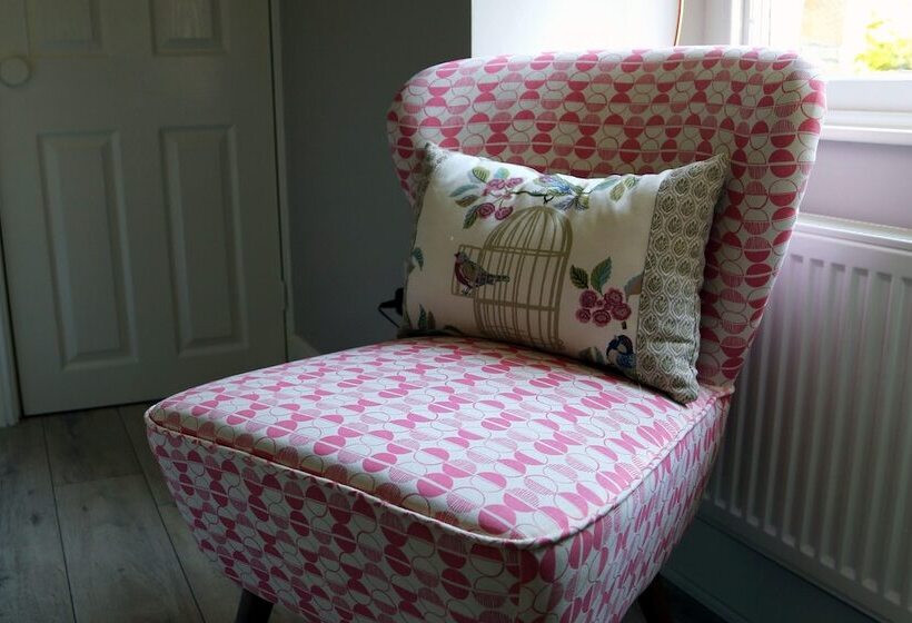 בית מלון כפרי Summerhill Guest House