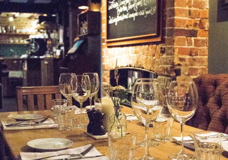 בית מלון כפרי The Royal Oak Inn