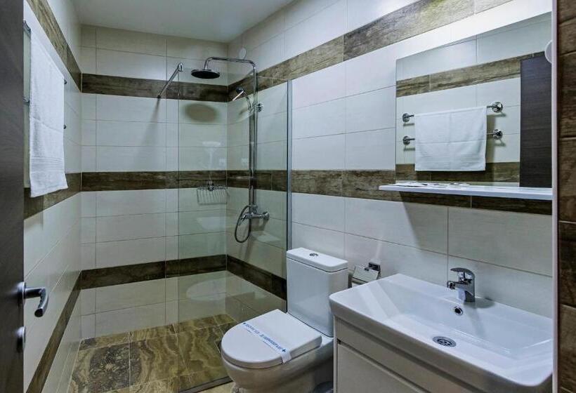 هتل Velestovo View Apartments