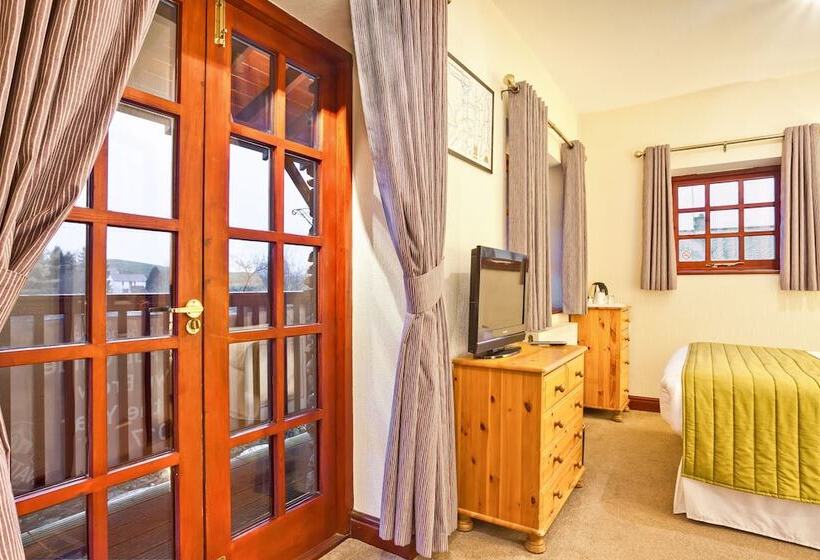 Отель Watermill Inn & Brewing Co