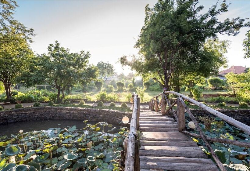 Отель Xuanmai Garden Resort