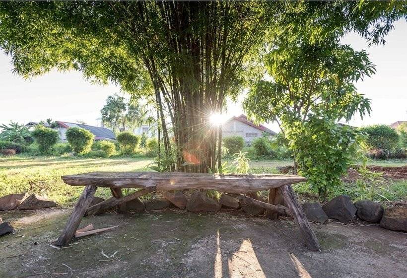 Отель Xuanmai Garden Resort