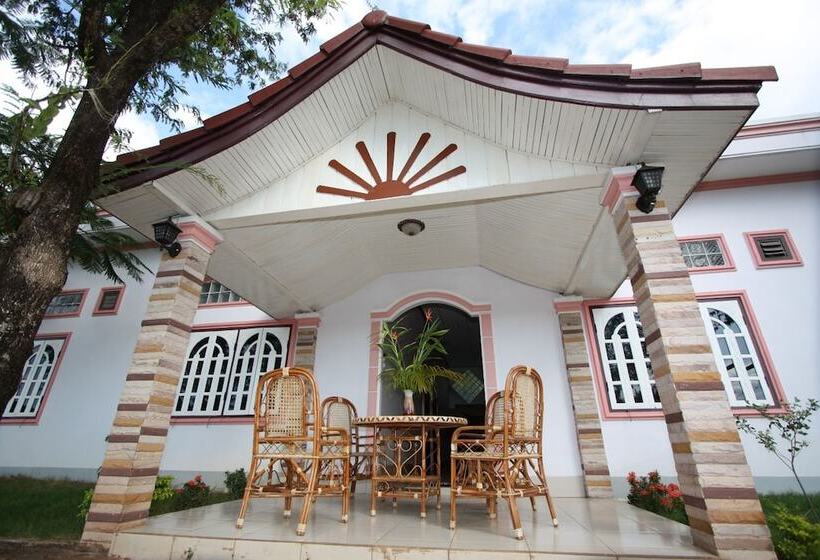 Отель Xuanmai Garden Resort