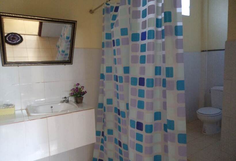 Отель Xuanmai Garden Resort