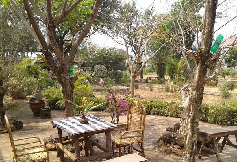 Отель Xuanmai Garden Resort