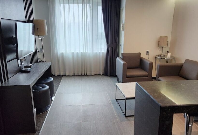 Hotel Yongin Central Co Op