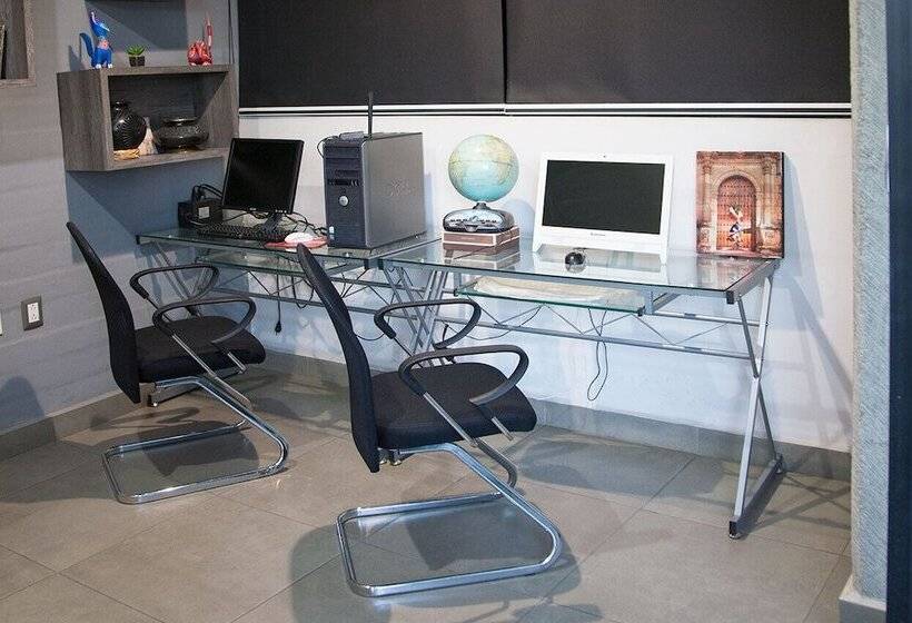 Maria Ines Hotel Suite