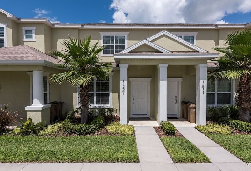 Serenity By Vhc Hospitality