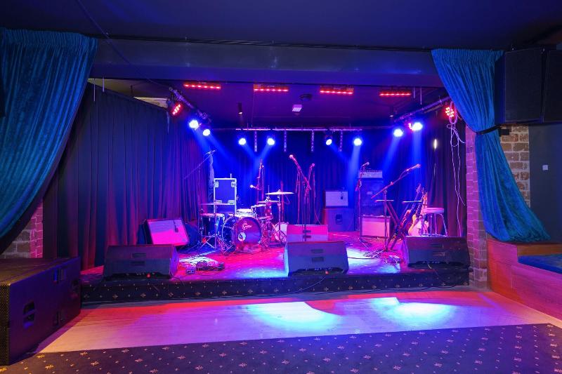 هاستل The Lansdowne