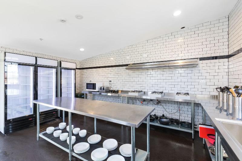 هاستل The Lansdowne