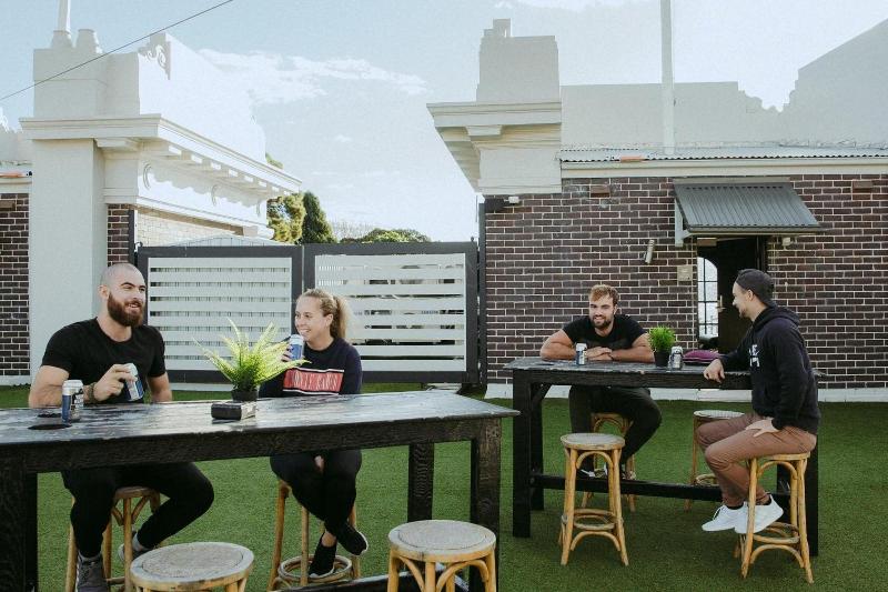 هاستل The Lansdowne