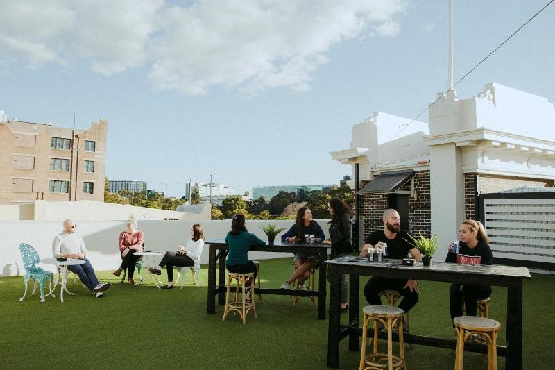 هاستل The Lansdowne