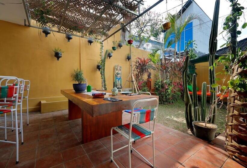 צימר Bali Bee House