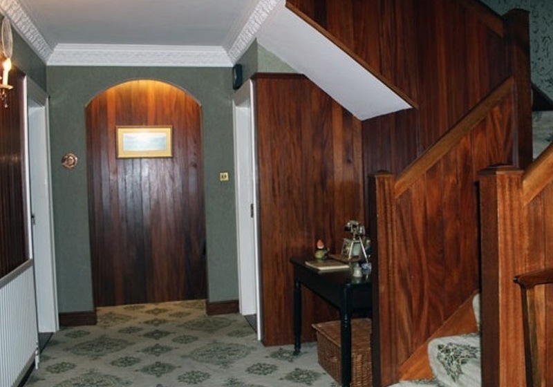 مبيت وإفطار Crosh Lodge