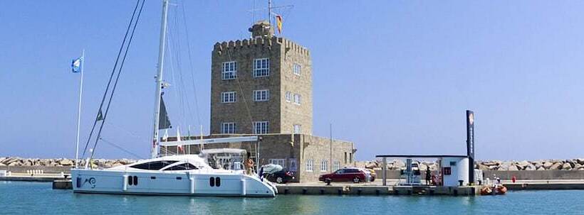 Отель Admiral San Roque