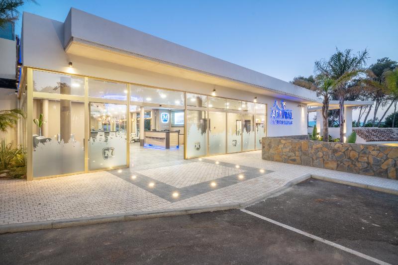 Отель Admiral San Roque