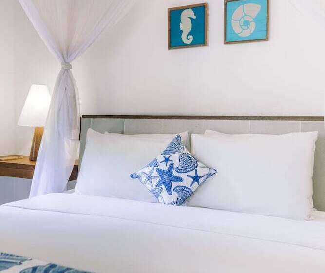 בית מלון כפרי Alam Candi Resort