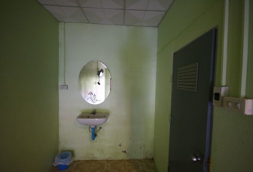 Szálloda Baan Pha Nin Mung Korn