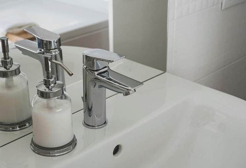 酒店 Capital O 729 Amantra Lake View Resort