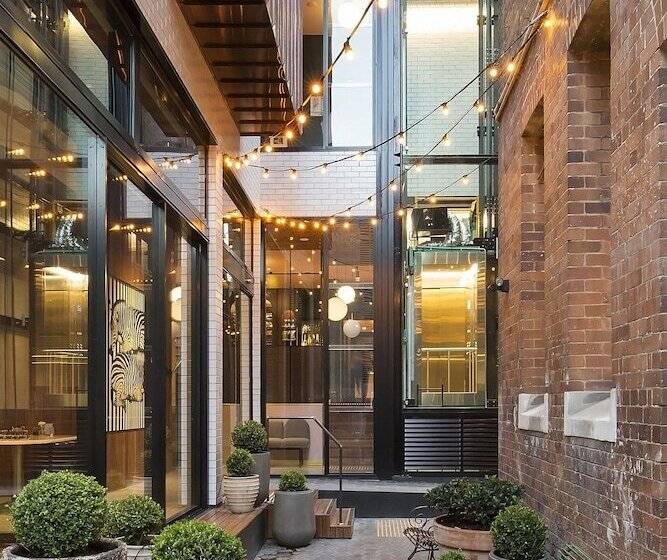 هتل Crystalbrook Albion