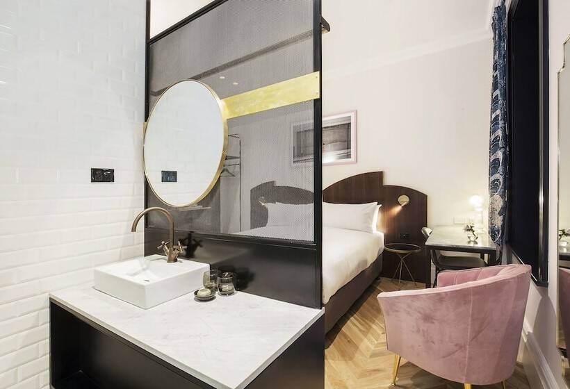 هتل Crystalbrook Albion