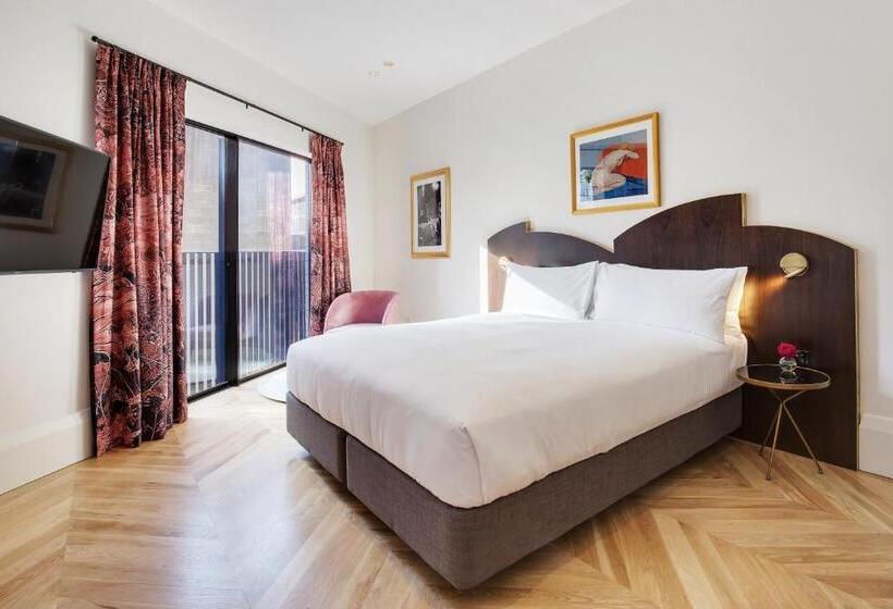 هتل Crystalbrook Albion