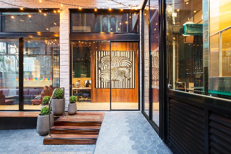 هتل Crystalbrook Albion