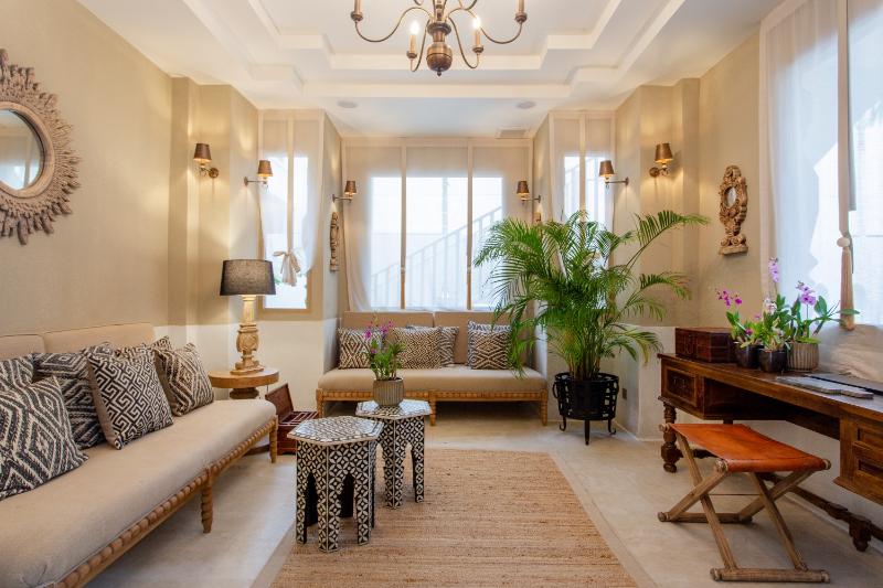 호텔 Devasom Khao Lak Beach Resort & Villas