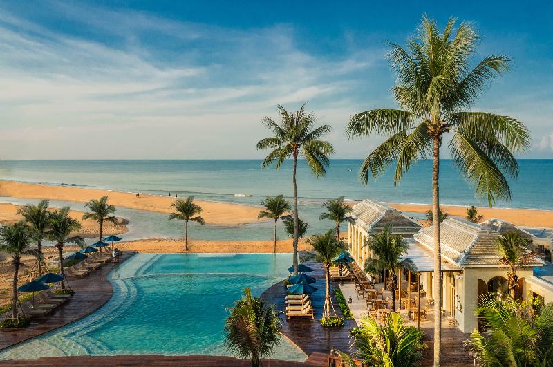 호텔 Devasom Khao Lak Beach Resort & Villas