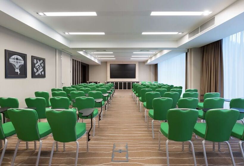 호텔 Doubletree By Hilton Moscow Vnukovo Airport