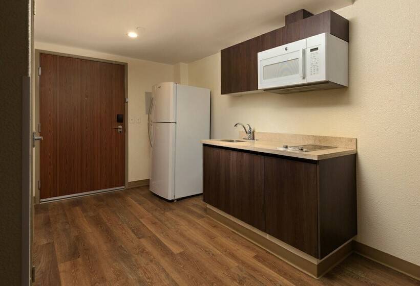 فندق Extended Suites Saltillo Galerias