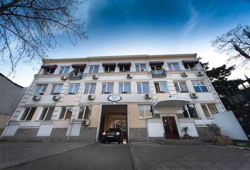 هتل Gold Star Tbilisi